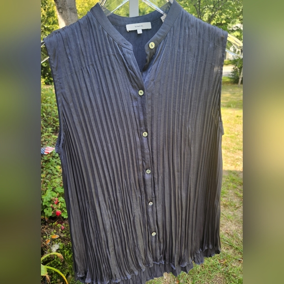 NWOT VINCE Dark Water Crushed Band Collar Sleeveless Blouse- Women's size Large - Picture 1 of 6